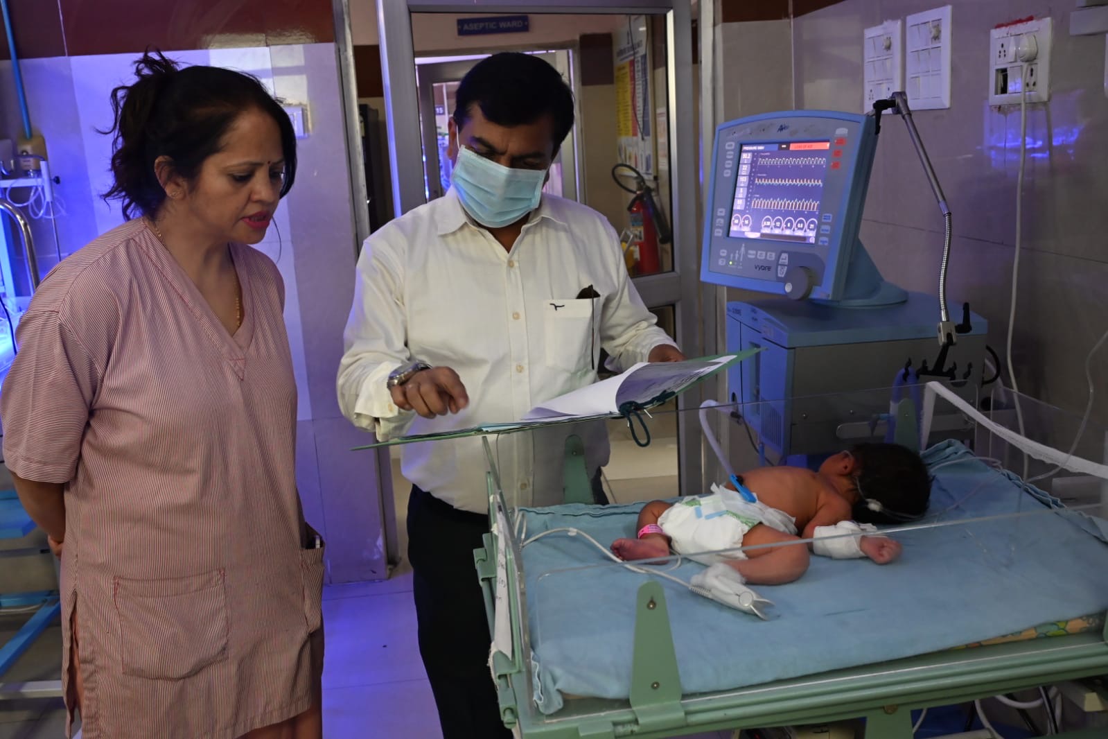 Haldwani: निदेशक डॉ. अजय आर्या ने सुशीला तिवारी अस्पताल में व्यवस्थाओं का किया निरीक्षण