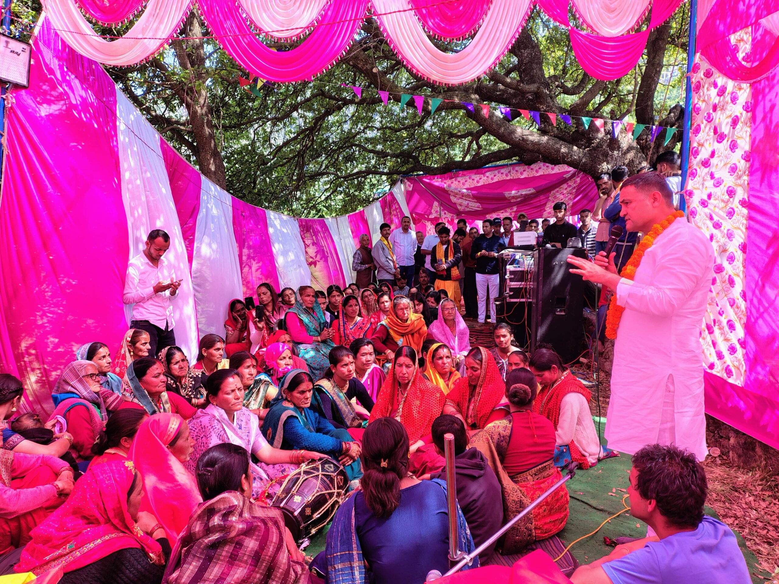Bhimtal: भीमताल क्षेत्र में मंत्री कैड़ा का दौरा, ग्रामीण समस्याओं पर त्वरित समाधान के निर्देश