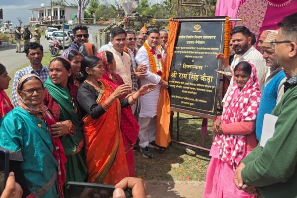 Bhimtal: मंत्री कैड़ा ने किया ढोलीगाँव-डानशीली मोटर मार्ग का शिलान्यास, 4.95 करोड़ की परियोजना से बदलेगा ग्रामीणों की जिंदगी