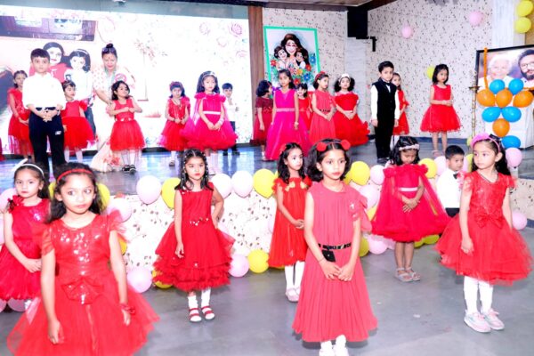 Haldwani: बियरशिबा सीनियर सेकेंडरी स्कूल में मातृदिवस उत्सव धूमधाम से सम्पन्न, बच्चों की प्रस्तुतियों ने जीता दिल