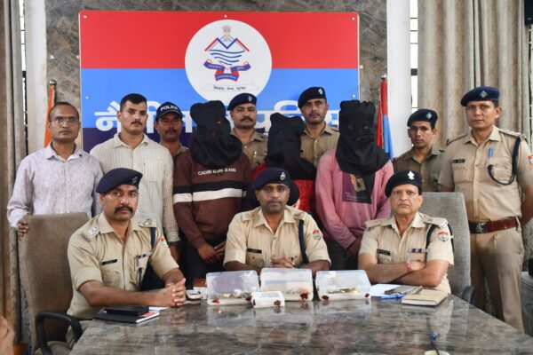 Haldwani: सपेरों के भेष में चोरी का खेल, हल्द्वानी-मुखानी में 25 लाख के जेवर उड़ाने वाले 3 शातिर गिरफ्तार
