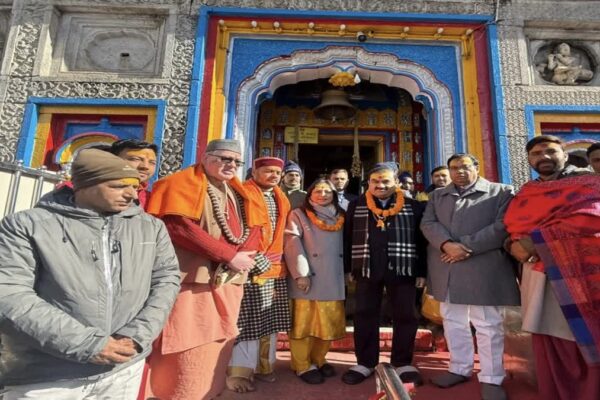 Rudraprayag: केदारनाथ पहुंचे उद्योगपति गौतम अडानी, रोपवे परियोजना का एरियल सर्वे कर जताई आस्था और विकास की प्रतिबद्धता