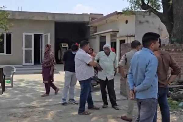 Rudrapur: दिनेशपुर में साइबर गैंग का पुलिस पर जानलेवा हमला, हरियाणा पुलिस के एएसआई को 5 किमी तक कार के बोनट पर घसीटा