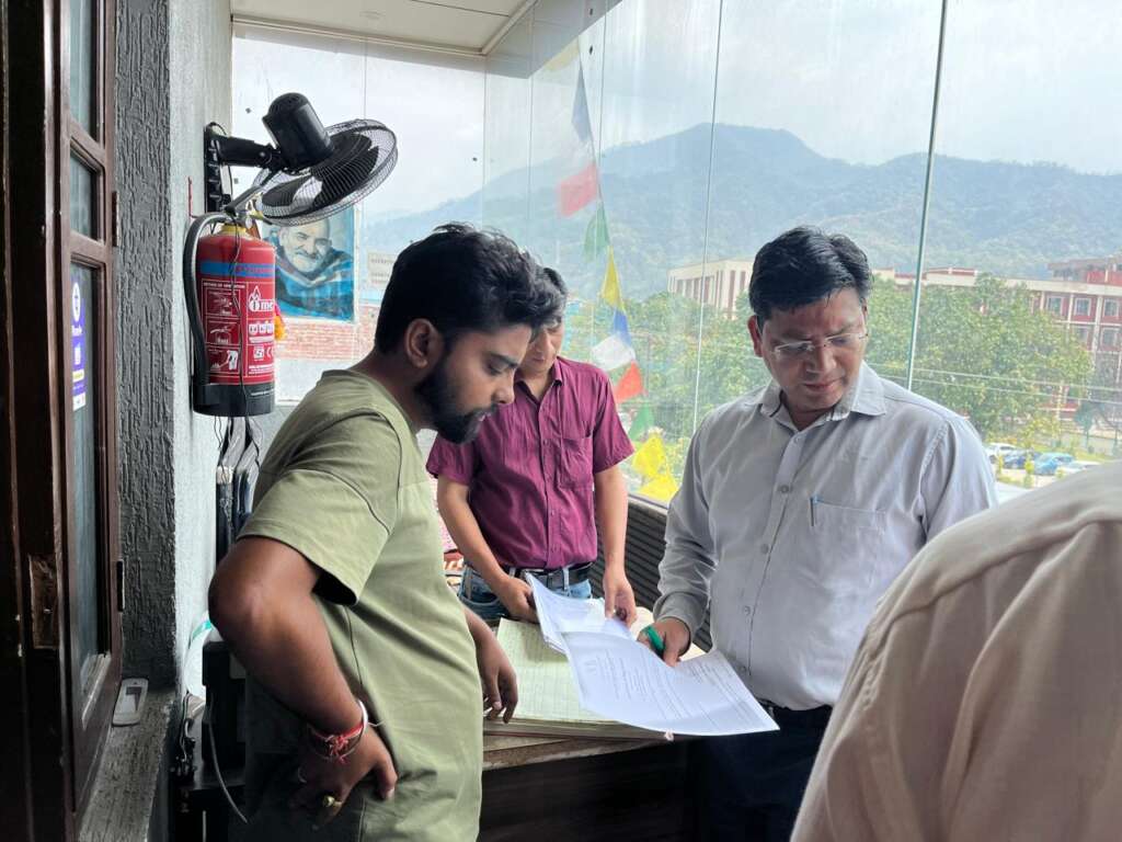 Haldwani: हल्द्वानी के जे॰डी॰ होम स्टे और कुटुंब होम स्टे पर प्रशासन का शिकंजा, फायर सेफ्टी और पंजीकरण में मिली गंभीर अनियमितताएं