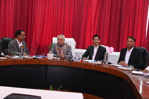Nainital: नैनीताल झील संरक्षण और ठोस अपशिष्ट प्रबंधन पर एनजीटी सख्त, न्यायमूर्ति डॉ. अफरोज अहमद ने अधिकारियों को दिए अहम निर्देश