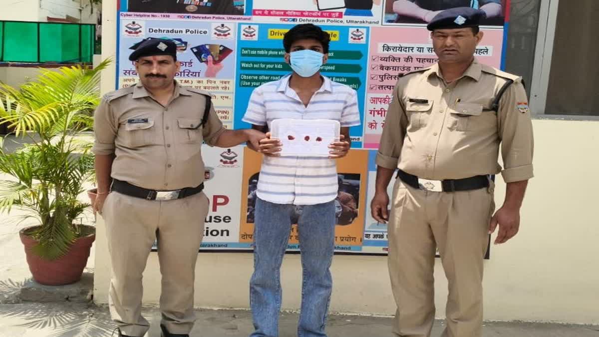 Dehradun में वकील सोहेल हारून हत्याकांड का खुलासा: 10 घंटे में गिरफ्तार हुआ छोटा भाई शाहिद, 10 लाख रुपये और नशे की लत बना हत्या की वजह