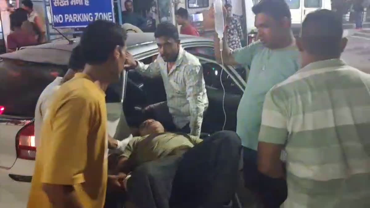 Nainital: नैनीताल कालाढूंगी मार्ग पर बड़ा हादसा, पर्यटकों से भरा टेंपो ट्रैवलर खाई में गिरा, दो की मौत