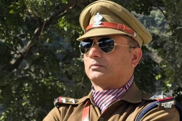 Rishikesh: नाइट ड्यूटी के बाद घर लौट रहे शिवपुरी चौकी प्रभारी विनोद शर्मा की सड़क हादसे में मौत, पुलिस विभाग में शोक की लहर