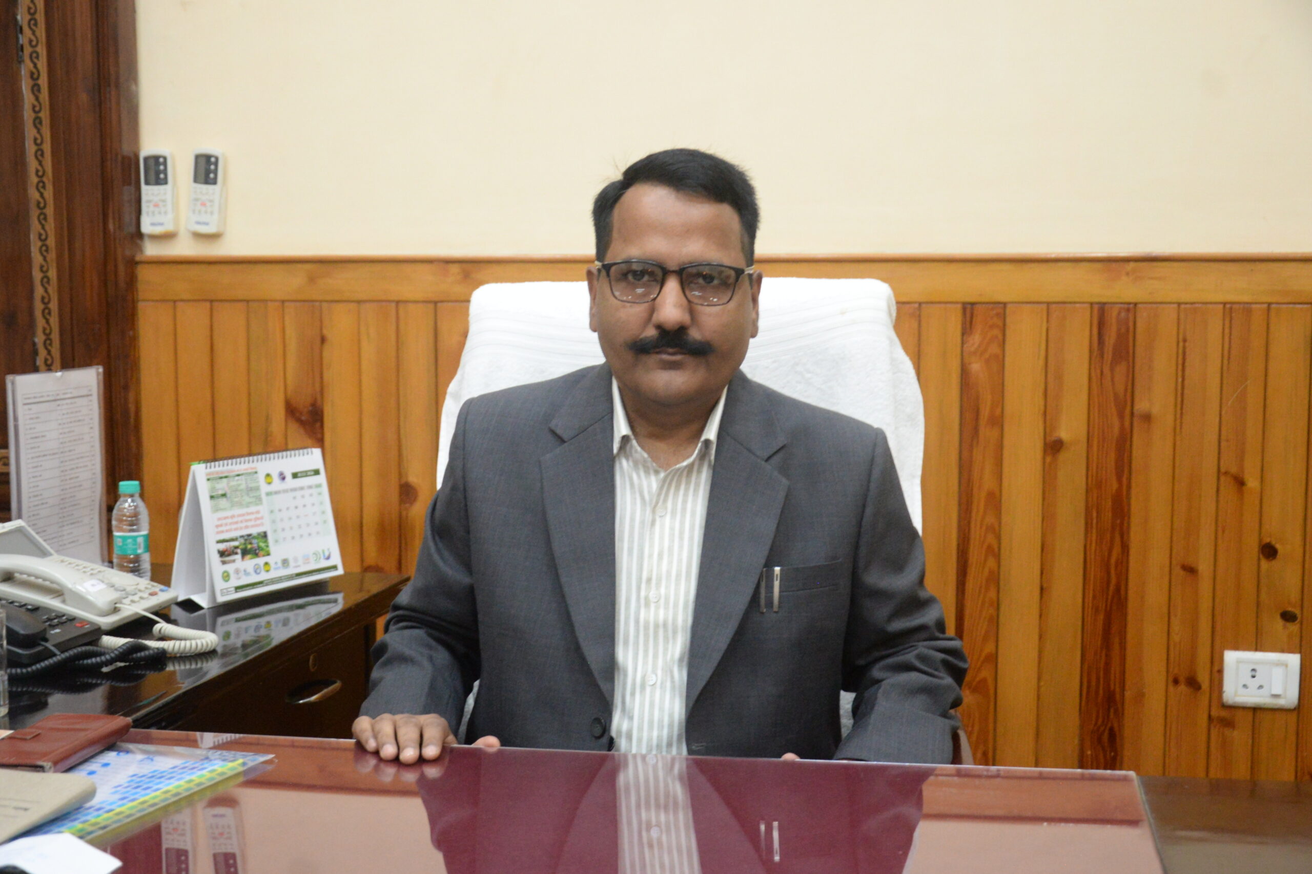 Nainital: डीएम रयाल ने कौन्ता–ककोड़–हरीशताल मोटर मार्ग की गुणवत्ता जांच के लिए तीन सदस्यीय समिति गठित की, तीन सप्ताह में देनी होगी रिपोर्ट