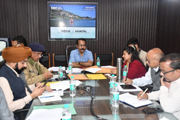 Nainital: मानसून आपदा से निपटने को नैनीताल प्रशासन की बड़ी तैयारी, पांच स्थानों पर सफल मॉक ड्रिल की निगरानी करते रहे डीएम
