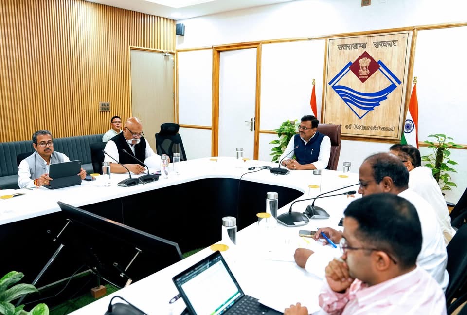 Dehradun: ग्रामीण विकास परियोजनाओं में तेजी लाने के लिए मुख्य सचिव का बड़ा निर्देश, तीन दिन में प्रस्ताव अपलोड करने के आदेश