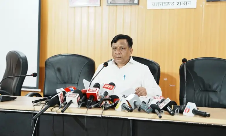 Dehradun: उत्तराखंड कैबिनेट के बड़े फैसले, पिथौरागढ़ में तकनीकी संस्थान विस्तार से लेकर विदेश रोजगार प्रकोष्ठ तक कई प्रस्तावों को मंजूरी