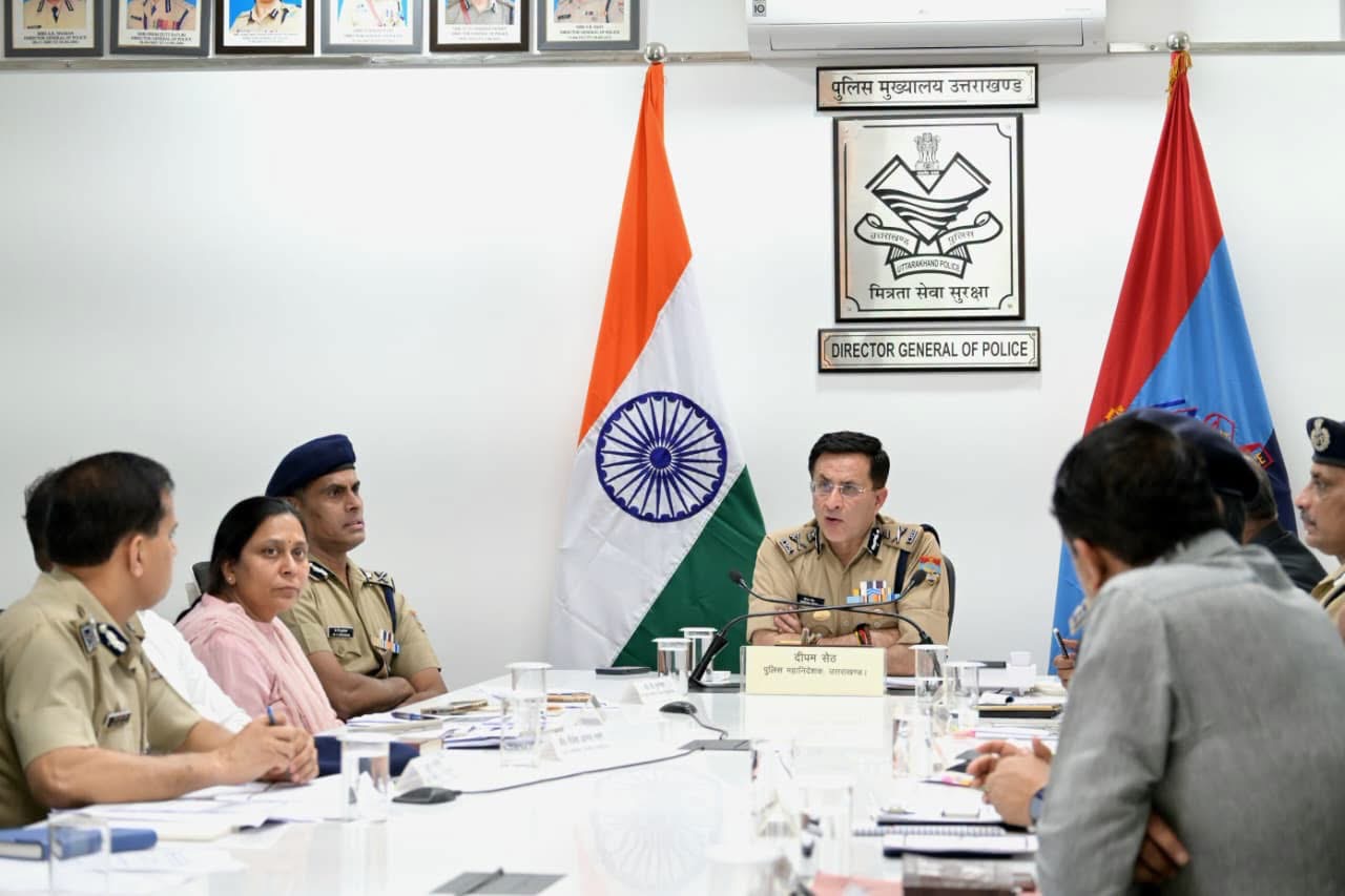 Dehradun: श्रावण कांवड़ मेला 2026 को लेकर डीजीपी दीपम सेठ सख्त, सुरक्षा और यातायात व्यवस्था के लिए पुलिस का हाई अलर्ट