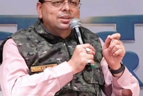 Dehradun: सीएम धामी ने गिनाईं उपलब्धियां, नकल माफिया पर कार्रवाई के बाद 34 हजार युवाओं को मिला रोजगार