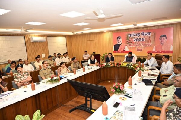Dehradun: मुख्य सचिव आनंद बर्द्धन की अध्यक्षता में कांवड़ मेला 2026 की अंतर्राज्यीय रणनीति तय, एक्सप्रेसवे पर यात्रा प्रतिबंध समेत बड़े फैसले