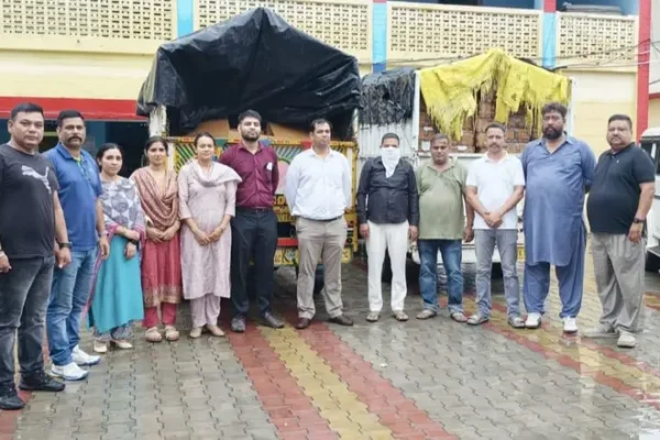 Bazpur: बाजपुर में नकली दवाइयों का बड़ा सिंडिकेट बेनकाब, लाखों की फर्जी दवाइयां और अवैध शराब बरामद