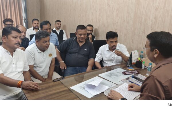 Haldwani: संदिग्ध SIR आपत्तियों पर कांग्रेस सख्त, 1,500 मतदाताओं के नामों पर दर्ज आपत्तियों की निष्पक्ष जांच की मांग