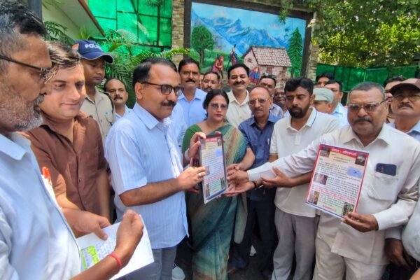 Haldwani: दमुवाढूंगा में पात्र निवासियों को मालिकाना हक देने की प्रक्रिया तेज, ड्रोन से डिजिटल सर्वे और सीमांकन का काम पूरा होने पर ग्रामीणों ने जताया आभार