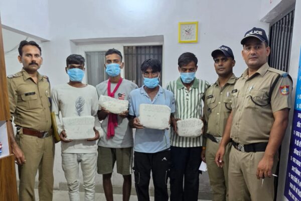 Haldwani: बनभूलपुरा में नशीले इंजेक्शनों की तस्करी का भंडाफोड़, 25 नशीले और 25 एविल इंजेक्शन के साथ चार गिरफ्तार