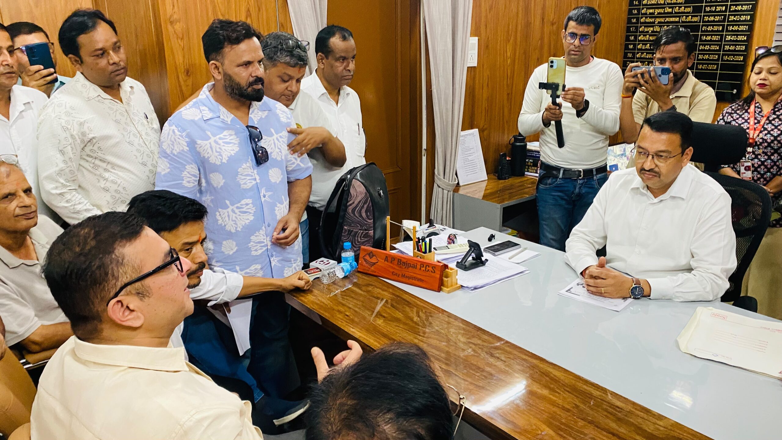 Haldwani: SIR अभियान में प्रपत्रों की कालाबाज़ारी पर भड़के विधायक सुमित हृदयेश, प्रशासन से की सख्त कार्रवाई की मांग
