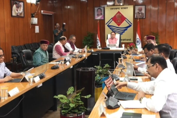 Dehradun: उत्तराखंड कैबिनेट के 15 बड़े फैसलों पर लगी मुहर, गौ पालन योजना से लेकर गौलापार हाईकोर्ट तक कई अहम फैसलों पर मुहर