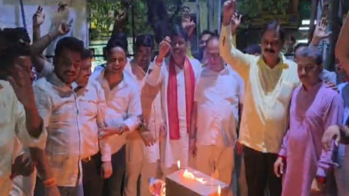 Haldwani: एसएसपी कार्यालय हंगामे पर कल रात बीजेपी का कांग्रेस के खिलाफ पुतला दहन, हल्द्वानी में बढ़ा सियासी तनाव