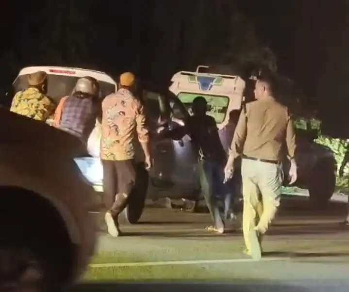 Haldwani: बेलबाबा के पास तेज रफ्तार अर्टिगा ने स्कूटी सवारों को मारी टक्कर, एक युवक की मौत और दूसरा गंभीर