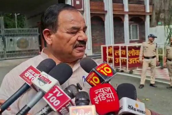 Dehradun: हरक सिंह रावत का बड़ा दावा, भाजपा के घटते वोटों से कांग्रेस के आगे निकलने की जताई संभावना