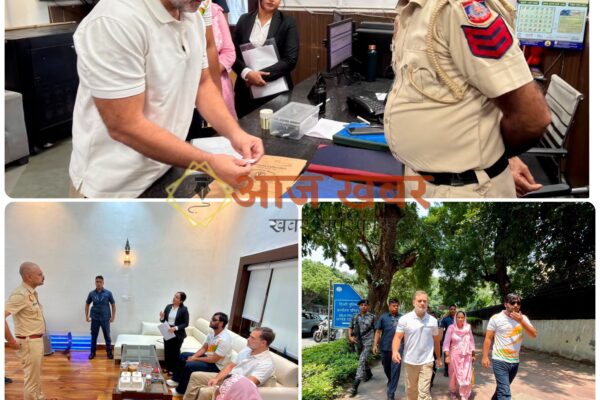 New Delhi: राहुल गांधी साहिल को लेकर DCP कार्यालय के बाहर धरने पर बैठे, पेलेट गन से घायल छात्र की FIR दर्ज न होने पर उठाए सवाल