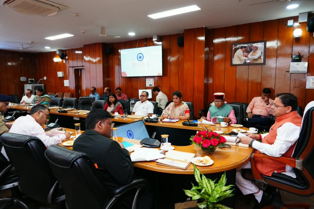 Dehradun: अत्याचार पीड़ितों को समय पर न्याय और राहत सुनिश्चित करने के निर्देश, सीएम धामी ने लंबित मामलों की डिजिटल निगरानी पर दिया जोर