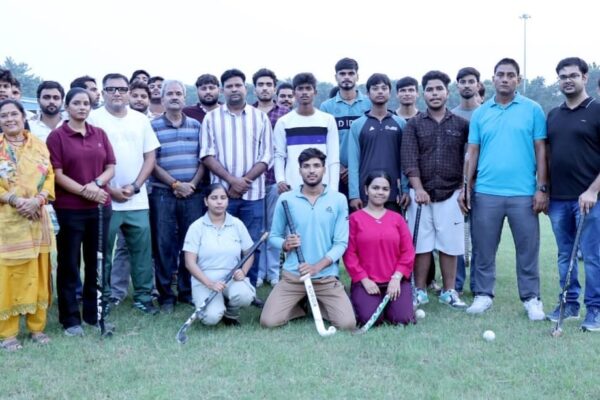 Greater Noida: सेक्टर-37 मल्टीपरपज स्टेडियम का निर्माण जल्द पूरा कराने की मांग, स्थानीय निवासियों और खेल प्रेमियों ने उठाई आवाज