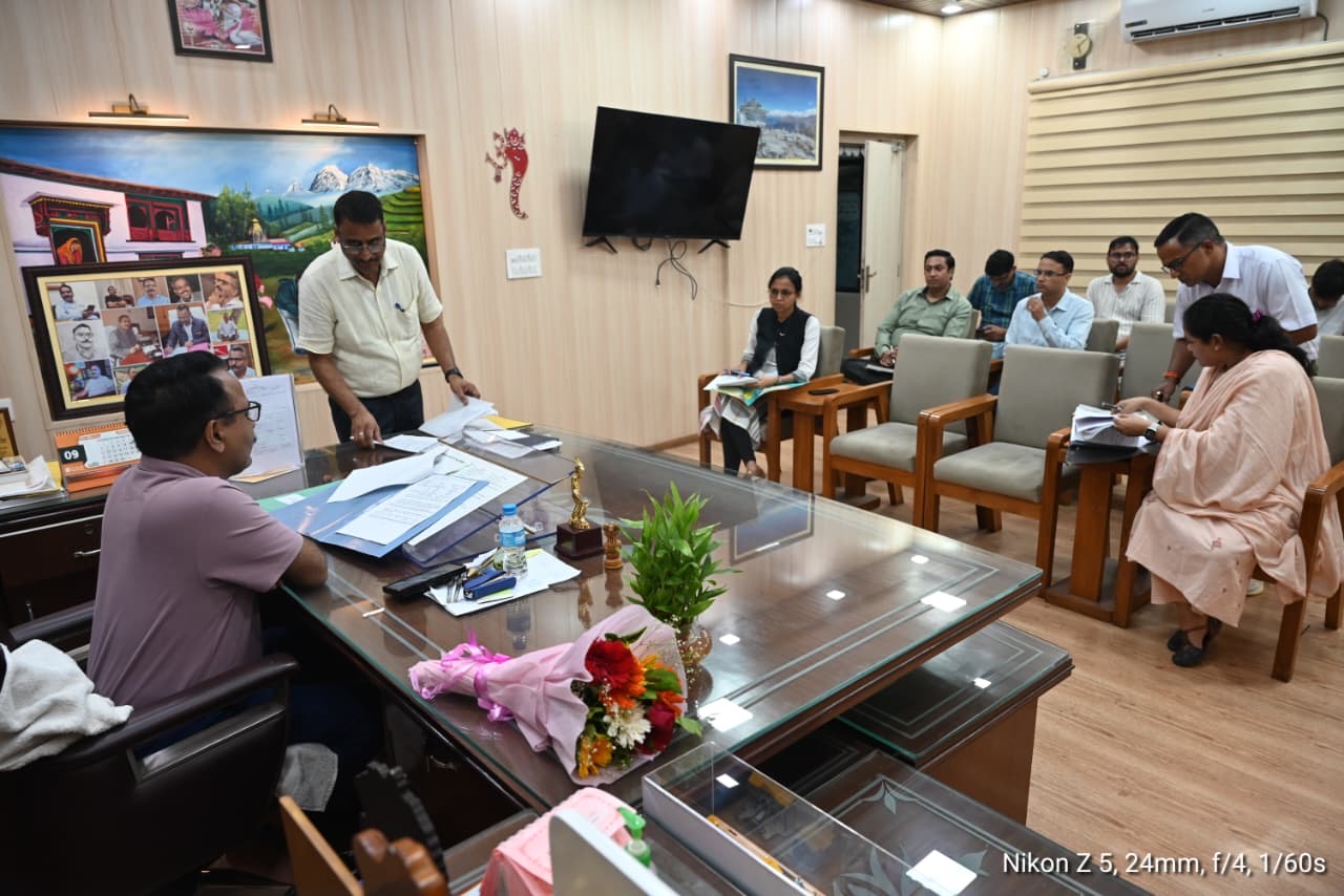 Haldwani: विधानसभा चुनाव 2027 की तैयारियों में जुटा प्रशासन, डीएम रयाल ने व्यय संवेदनशील क्षेत्रों के चिन्हांकन के दिए निर्देश