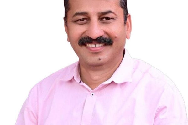 Haldwani: राहुल गांधी की अजीत डोभाल पर टिप्पणी को लेकर भाजपा जिलाध्यक्ष प्रताप बिष्ट का पलटवार, कांग्रेस नेतृत्व से मांगा स्पष्ट जवाब