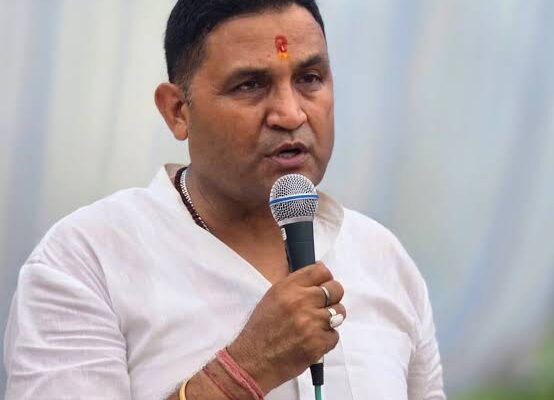 Dehradun: 7,000 बीघा के दावे पर कैड़ा का कांग्रेस पर पलटवार, 45 एकड़ भूमि के तथ्य को लेकर उठाए सवाल