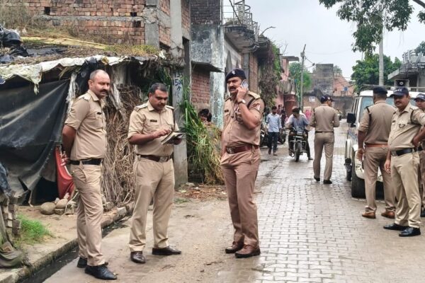 Roorkee: प्रेम प्रसंग से नाराज भाई ने बहन और उसके प्रेमी को मारी गोली, दोनों की मौत से क्षेत्र में मचा हड़कंप