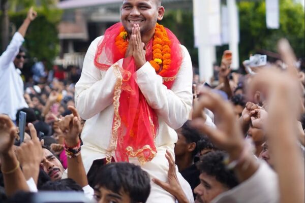 Haldwani: आर्यन बेलवाल बने एमबीपीजी कॉलेज छात्रसंघ अध्यक्ष, निर्दलीय चुनाव लड़कर रचा नया समीकरण