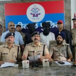Nainital: लालकुआं में 65 लाख की स्मैक के साथ दो तस्कर गिरफ्तार, ट्रक ड्राइवर और दर्जी से 218 ग्राम नशीला पदार्थ बरामद
