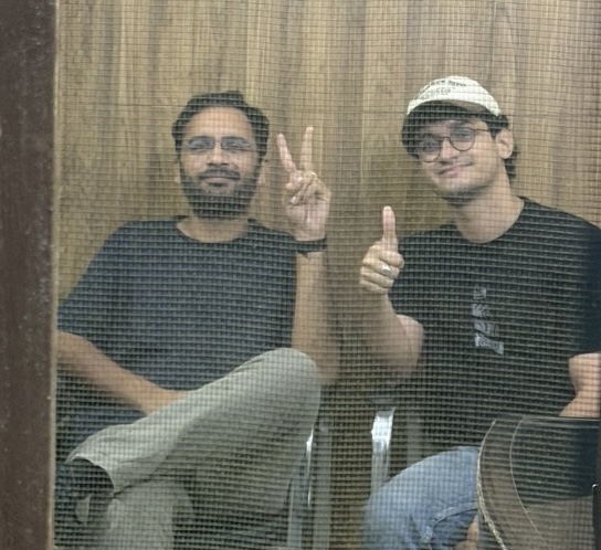 New Delhi: जंतर-मंतर पर घुसकर ज्ञानेश कुमार के खिलाफ नारेबाजी और तिरंगा फहराने के मामले में CJP नेता सौरव दास और आशुतोष रांका को 5 दिन की जेल, राहुल गांधी समेत विपक्ष ने उठाए सवाल