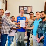 Haldwani: हल्द्वानी विधायक सुमित हृदयेश से मिले टैक्सी यूनियन पदाधिकारी, पैनिक बटन की कार्यप्रणाली पर उठाए सवाल