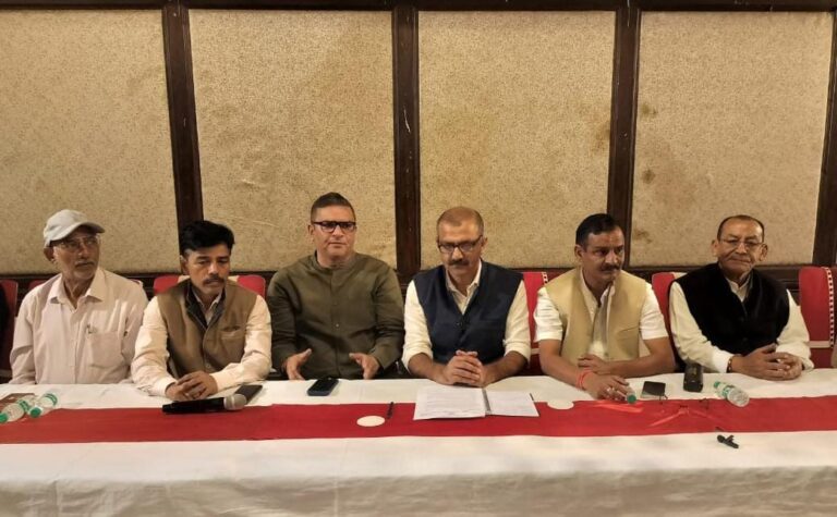 Haldwani: दिल्ली महारैली में उत्तराखंड से जुटेंगे कांग्रेसजन, SIR में कटे वोटों को लेकर कांग्रेस ने तेज की तैयारी